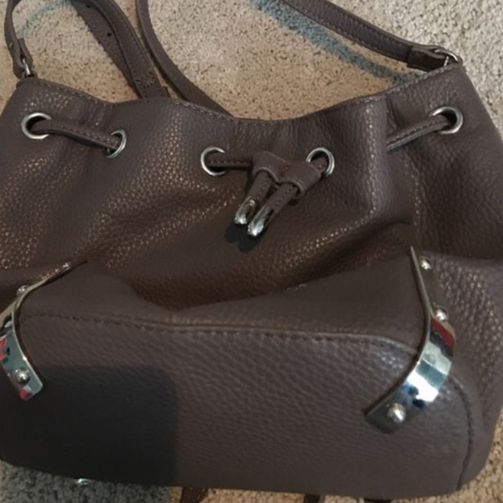 Black house white market